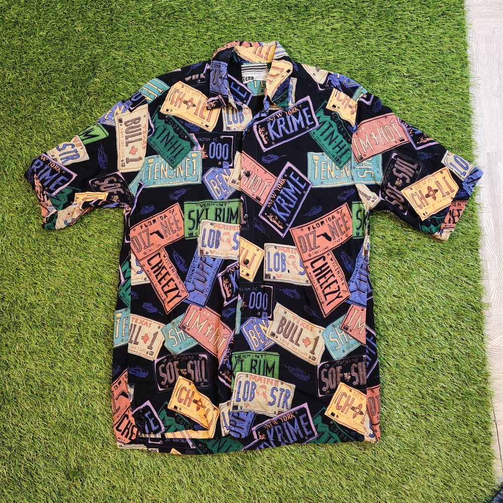 Vinyage 90s Men's Short Sleeve Button-Up Shirt Soft Y2K Semi Formal 1990s